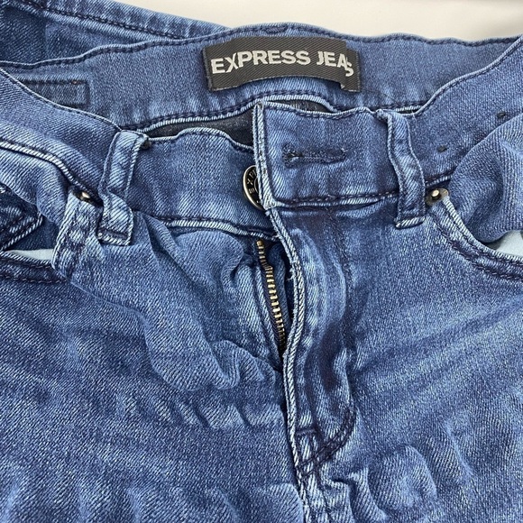 Women’s Express stretch jeans size 2R - Picture 9 of 11